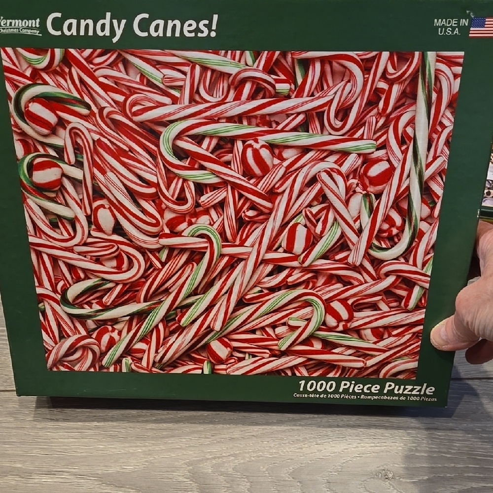 Candy Canes Puzzle - 1000 Pieces